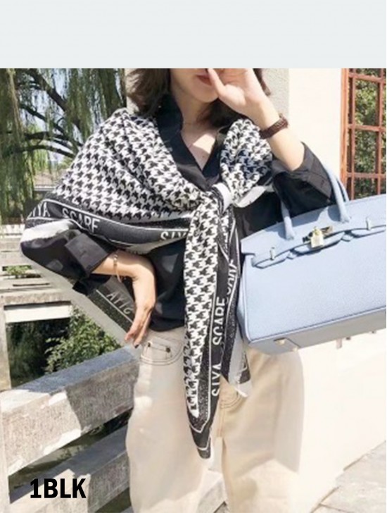 Houndstooth Light Weight Cashmere Feeling Scarf